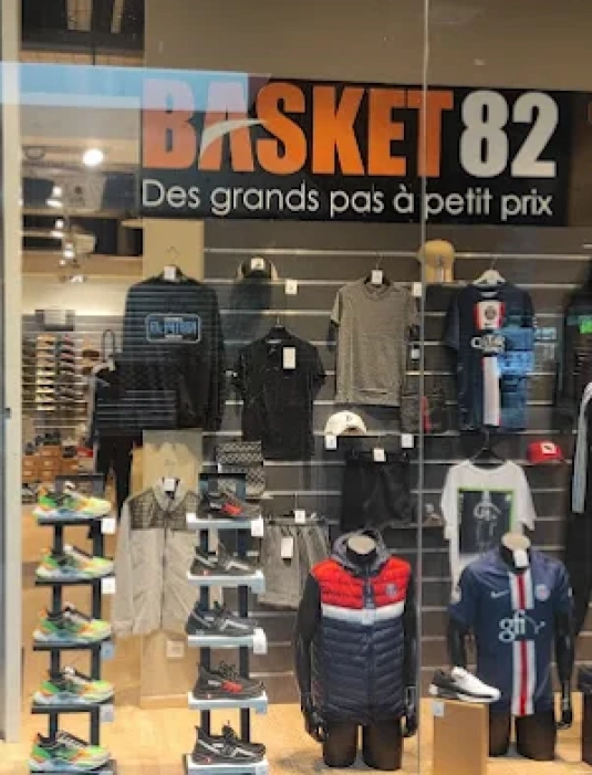 BASKET 82 